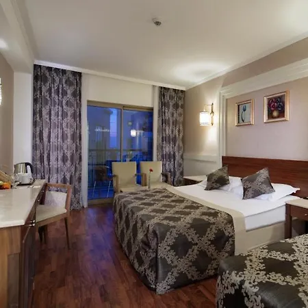 Resort Alba Queen 5*