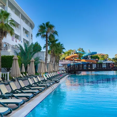 Resort Alba Queen Side