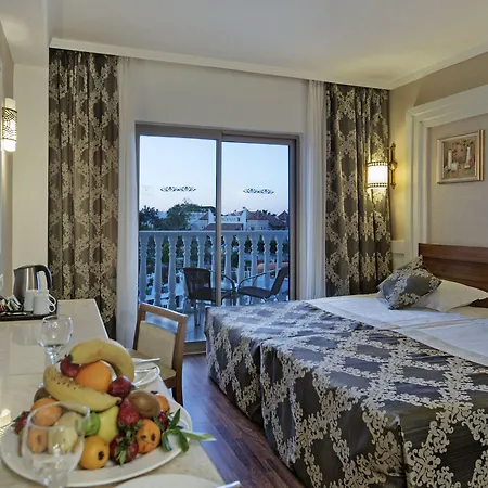 Alba Queen Resort Side