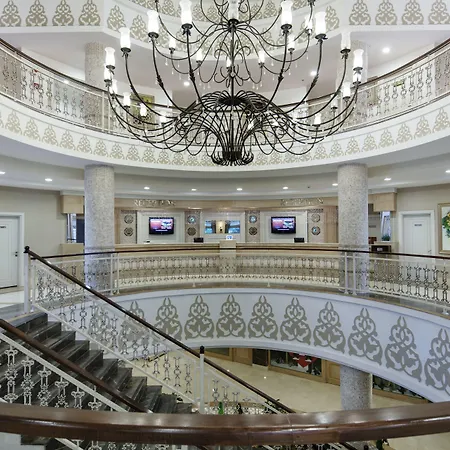 Alba Queen Resort