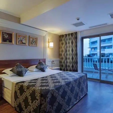 Alba Queen Resort Side