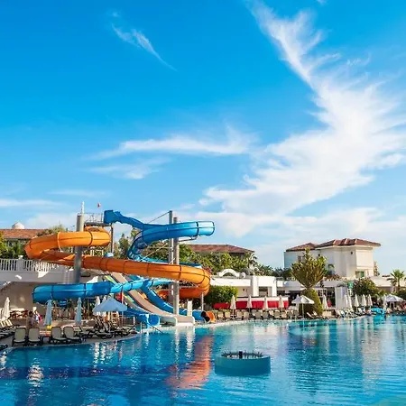 Resort Alba Queen 5*