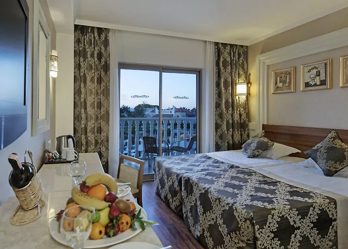 Alba Queen - Ultra Resort Side