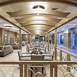 Semesteranläggning (resort) Alba Queen 5*