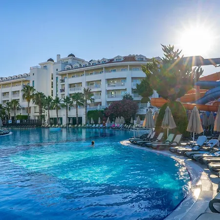 Alba Queen - Ultra Resort Side