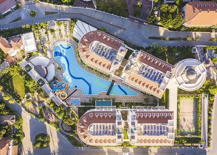 Alba Queen Semesteranläggning (resort) 5*