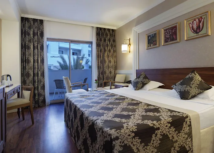 Alba Queen Semesteranläggning (resort) 5*