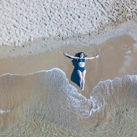 Alba Queen Rezort Side